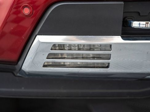 Used 2024 Chevrolet Silverado 1500 High Country w/ Technology Package AWD/4WD image 16