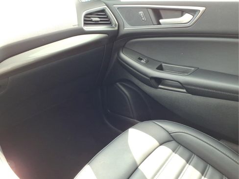 Used 2024 Ford Edge SEL w/ Convenience Package AWD/4WD image 22