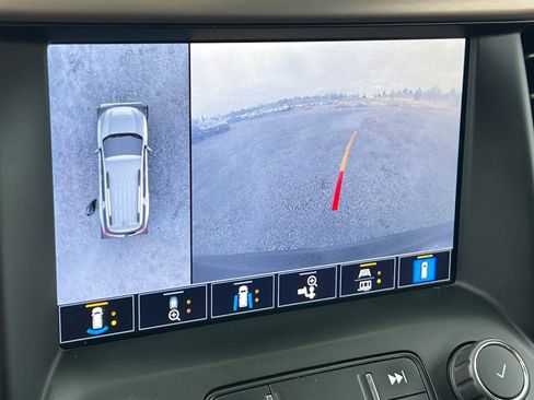 Used 2021 GMC Acadia Denali w/ Denali Ultimate Package image 27