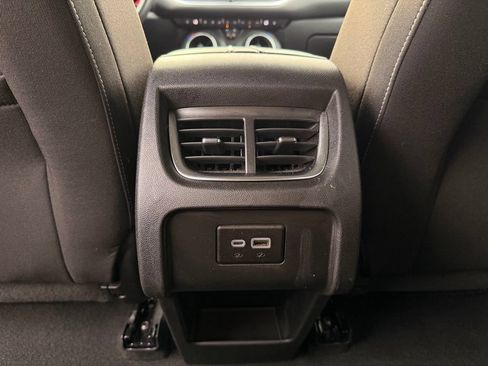 Used 2025 Chevrolet Blazer LT FWD image 29
