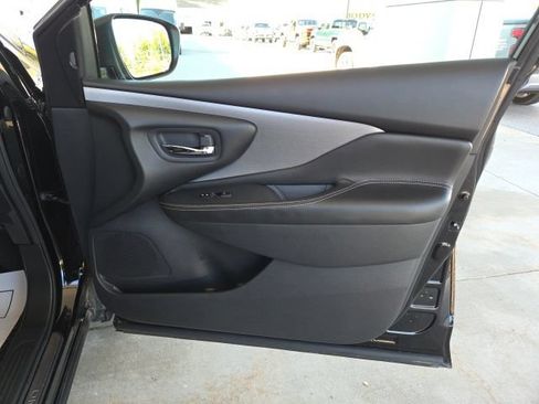 Used 2022 Nissan Murano S AWD/4WD image 47