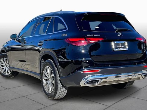 Used 2025 Mercedes-Benz GLC 300 GLC 300 image 12