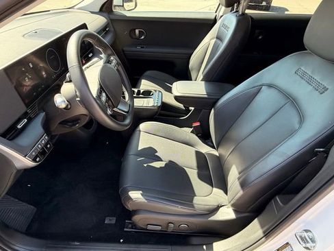 Used 2025 Hyundai Ioniq 5 SEL RWD image 11