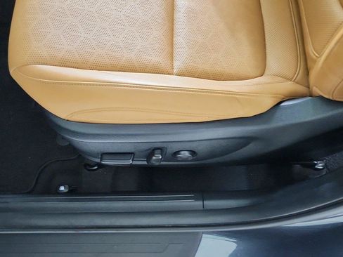 Used 2025 Kia Seltos EX w/ EX Sunroof Package AWD/4WD image 18