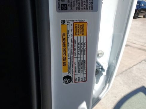 New 2026 GMC Sierra 3500 AT4 image 33