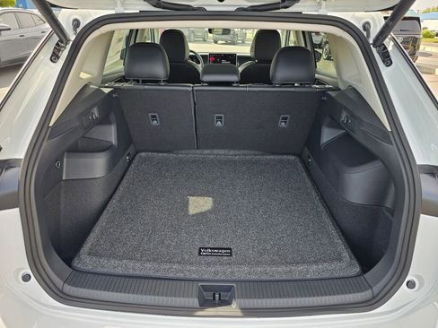 New 2026 Volkswagen Tiguan SE AWD/4WD image 30