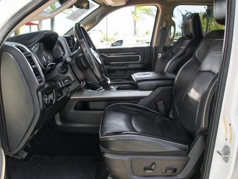 Used 2022 RAM 2500 Laramie AWD/4WD image 17