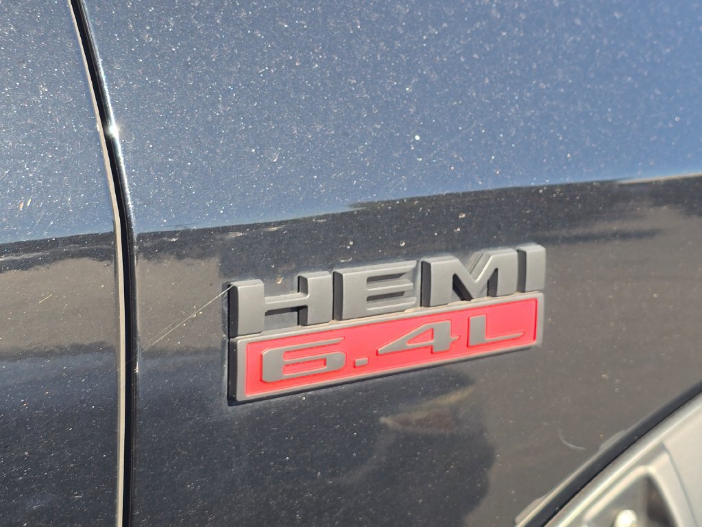 Used 2019 RAM 2500 Big Horn w/ Black Appearance Package AWD/4WD image 9