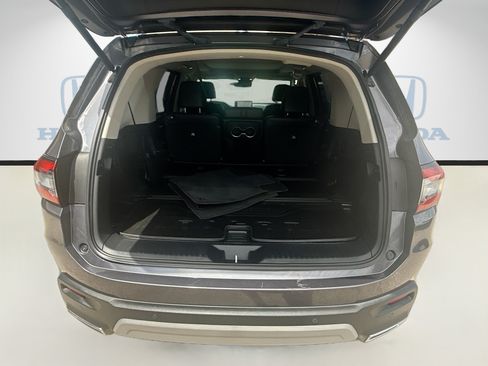 Certified 2023 Honda Pilot Touring image 27