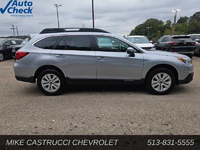 Used 2016 Subaru Outback 2.5i Premium AWD/4WD image 8