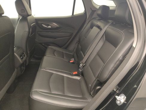 Used 2024 GMC Terrain SLT AWD/4WD image 18