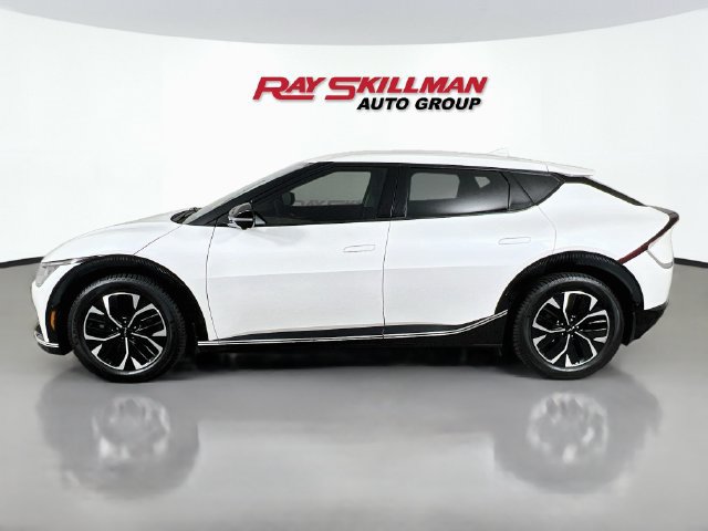 Used 2023 Kia EV6 Wind w/ Wind Technology Package AWD/4WD image 4