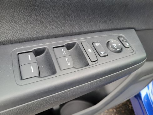 Certified 2023 Honda CR-V EX image 19