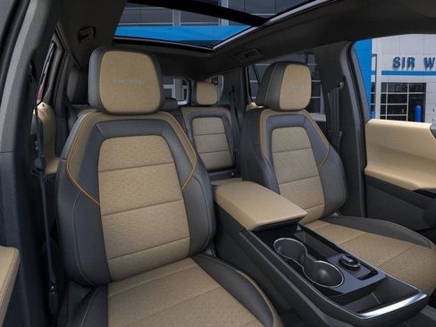 New 2026 Chevrolet Equinox ACTIV w/ Convenience Package III image 17