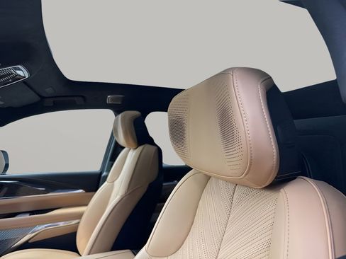 New 2025 Cadillac Escalade IQ Luxury 2 AWD/4WD image 29
