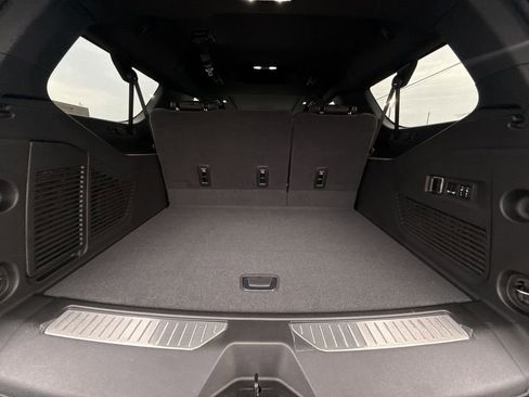 New 2026 GMC Yukon XL Denali w/ Sun & Power Step Package image 27