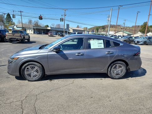 New 2026 Nissan Sentra SV image 5