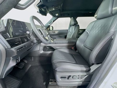 New 2026 INFINITI QX80 Autograph w/ Premium Cargo Package image 26