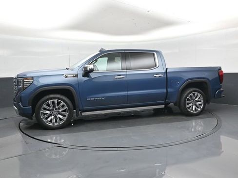 Used 2024 GMC Sierra 1500 Denali AWD/4WD image 9