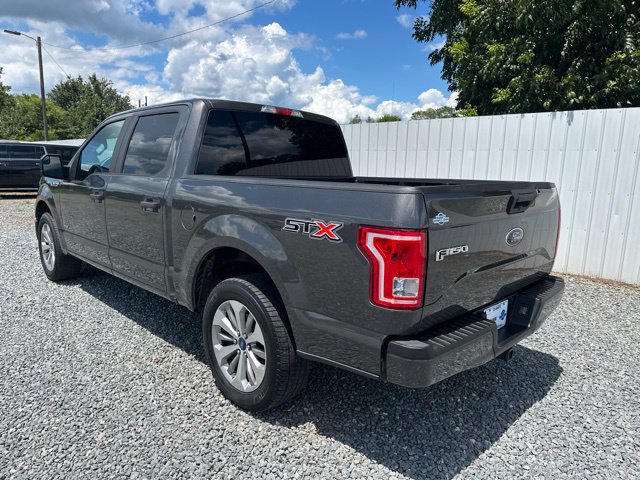 Used 2017 Ford F150 XL w/ Equipment Group 101A Mid RWD image 3