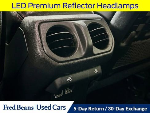 Used 2021 Jeep Wrangler Unlimited Rubicon image 32