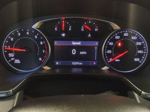Used 2024 Chevrolet Blazer LT w/ Convenience Package FWD image 23