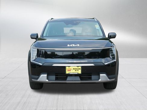 Certified 2024 Kia EV9 Wind AWD/4WD image 2