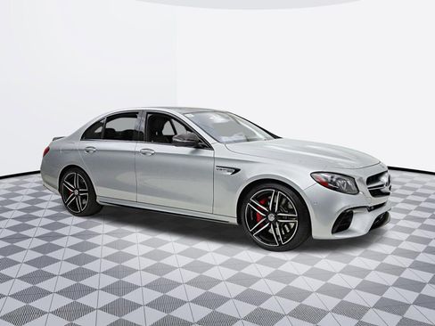 Used 2019 Mercedes-Benz E 63 AMG S image 16