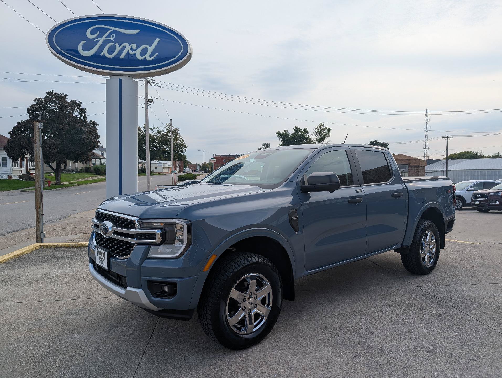 Used 2025 Ford Ranger XLT w/ Technology Package AWD/4WD image 2