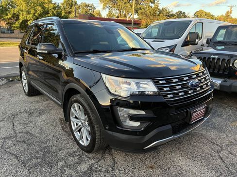 Used 2016 Ford Explorer Limited w/ Equipment Group 301A AWD/4WD image 13