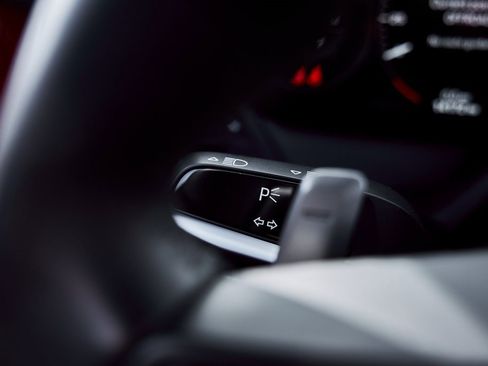 Used 2021 Porsche 911 Turbo S image 49