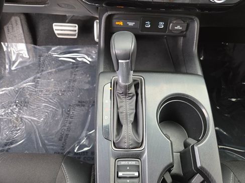 Used 2025 Honda Civic Sport image 24