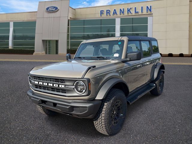 New 2026 Ford Bronco 4-Door w/ Sasquatch Package AWD/4WD image 3