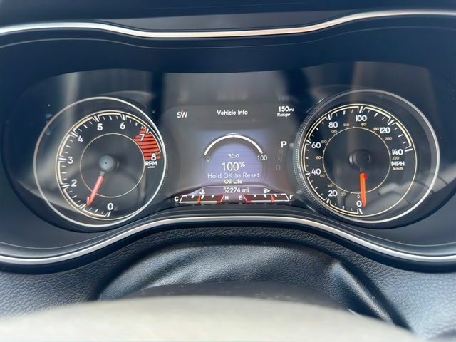 Used 2021 Jeep Cherokee Limited w/ Elite Package AWD/4WD image 22