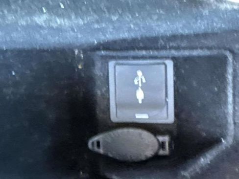 Used 2017 Lexus RC 200t F Sport image 21