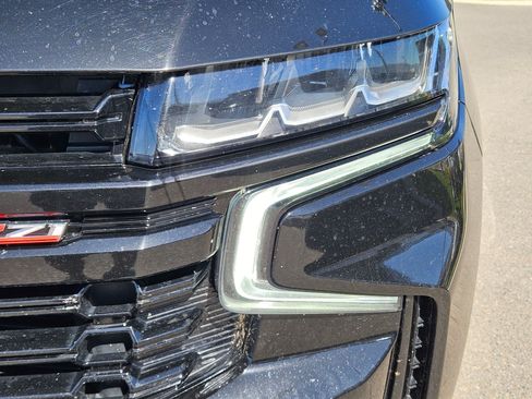 Used 2024 Chevrolet Tahoe Z71 w/ Z71 Off-Road Package AWD/4WD image 10