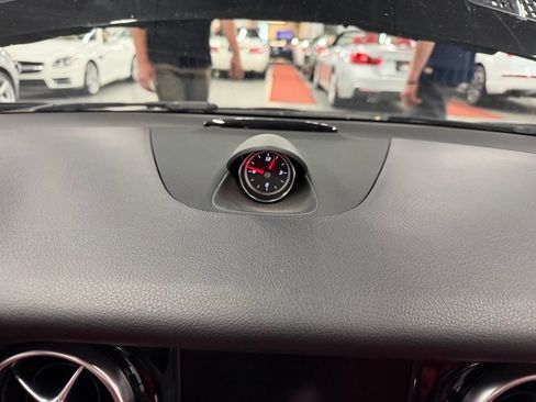 Used 2018 Mercedes-Benz SLC 300 image 29