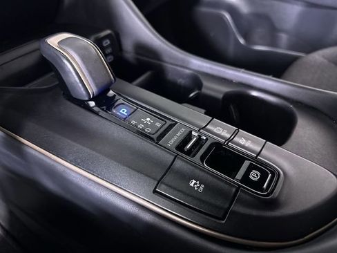 Used 2023 Toyota Crown XLE image 16