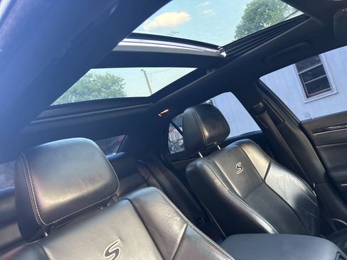 Used 2017 Chrysler 300 S w/ 300S Premium Group AWD/4WD image 26