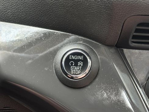 Used 2015 Ford Escape Titanium AWD/4WD image 26