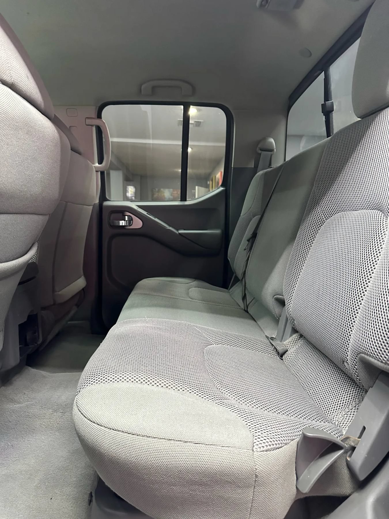 Used 2018 Nissan Frontier SV RWD image 22