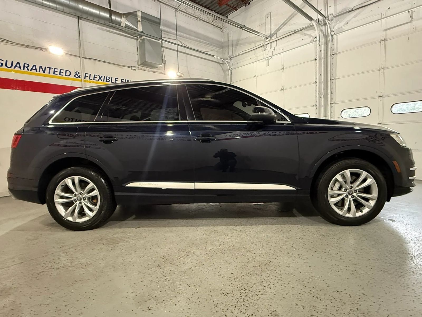 Used 2017 Audi Q7 2.0T Premium Plus w/ Premium Plus Package AWD/4WD image 5