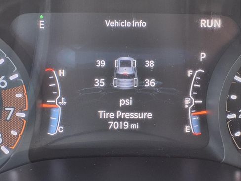 Used 2026 Jeep Compass Latitude AWD/4WD image 20