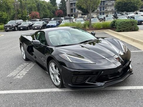 Used 2021 Chevrolet Corvette Stingray Premium Conv w/ Z51 Performance Package RWD image 2