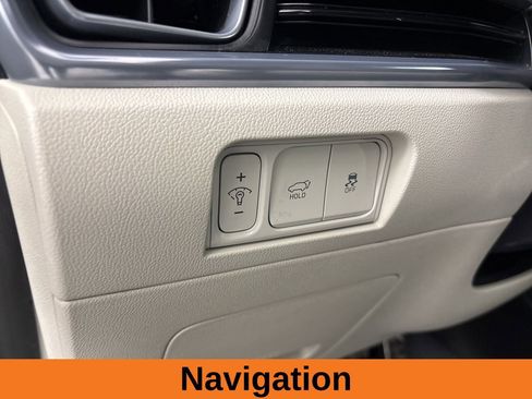 Used 2024 Kia Sorento SX image 10