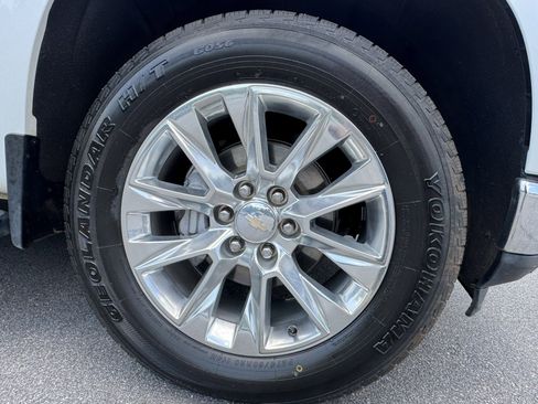 Used 2020 Chevrolet Silverado 1500 LTZ w/ LTZ Plus Package AWD/4WD image 14