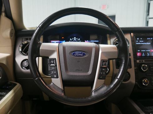 Used 2017 Ford Expedition Limited w/ Equipment Group 301A image 21