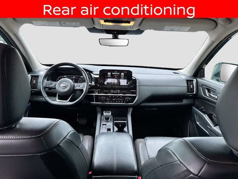 Used 2023 Nissan Pathfinder SL w/ Lighting Package (N92) FWD image 19