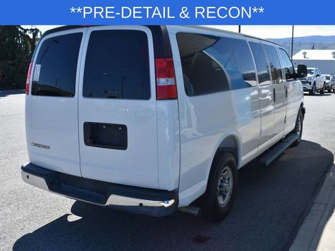 Used 2025 Chevrolet Express 3500 LT image 6