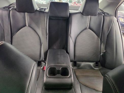 Used 2021 Toyota Camry SE FWD image 34